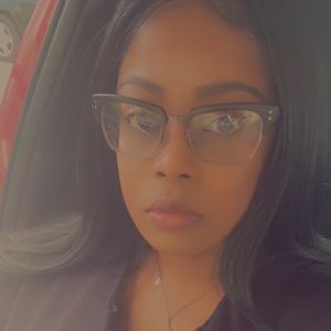 Meet your Posher, Celima